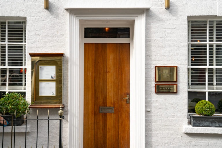 PaulAinsworthWeTheFoodSnobsLowRes-515